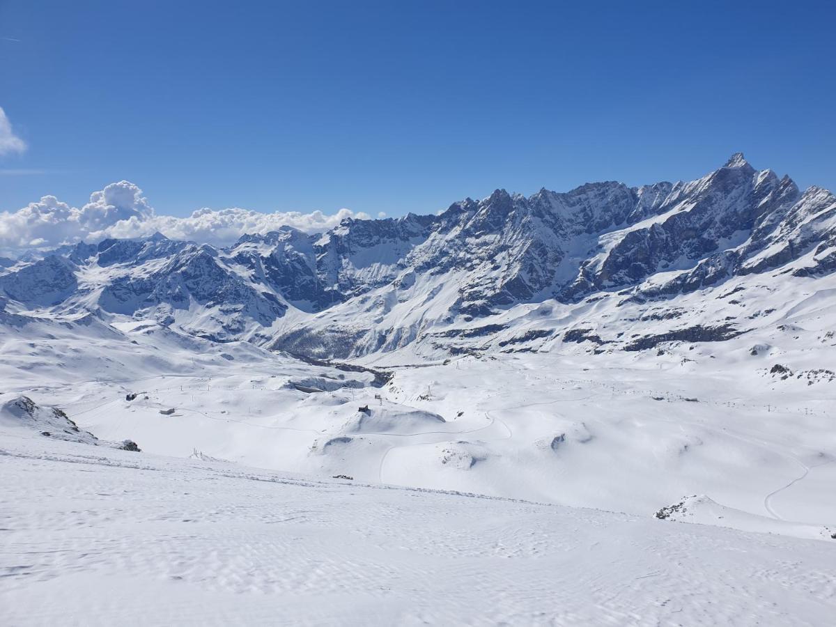 Marcolski Home Breuil-Cervinia Εξωτερικό φωτογραφία